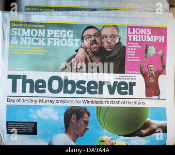 Titelseite der Zeitung The Observer am Tag Andy Murray macht Geschichte und gewinnt Wimbledon London England UK 7. Juli 2013 Stockfoto