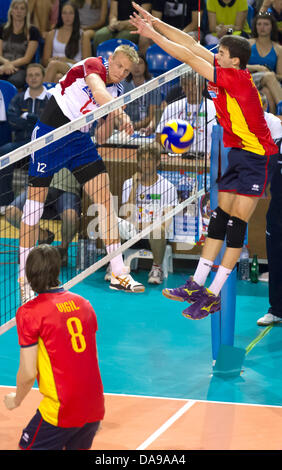 Europäische Liga Volleyball match, Gruppe B, Tschechien Vs Spanien, Opava, Tschechien, 7. Juli 2013. Michal Krisko (Mitte) der Tschechischen Republik. (CTK Foto/Petr Sznapka) Stockfoto