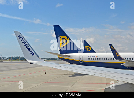 Boeing 737-300 der Fluggesellschaften Ryanair Porto Portugal Stockfoto