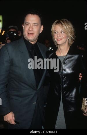 TOM HANKS mit Meg Ryan.You hast Mail Premiere im Ziegeld Theatre in New York 1998.k14321ww. (Kredit-Bild: © Walter Weissman/Globe Photos/ZUMAPRESS.com) Stockfoto