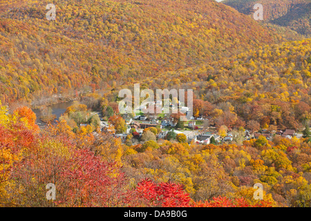 HERBST LAUB OHIOPYLE DORF FAYETTE COUNTY PENNSYLVANIA USA Stockfoto