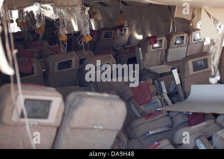 Zeigen Sie das Innere von Asiana Flug 214 Boeing 777 in der Nähe der Landebahn, wo er stürzte bei der Landung in San Francisco International 7. Juli 2013 in San Francisco, an Stockfoto