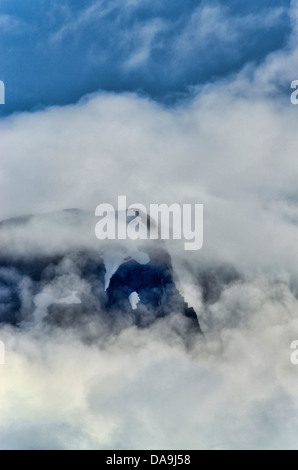Chugach National Forest über Portage Lake, Alaska, USA, Landschaft, Wolken Stockfoto