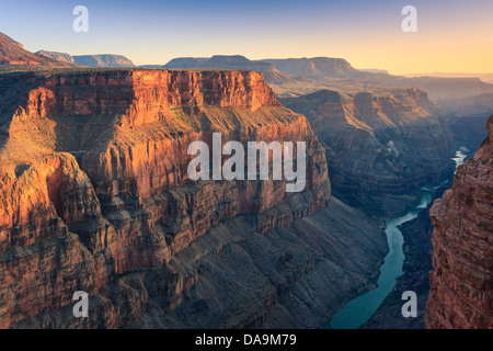 Sonnenuntergang am Grand Canyon N.P North Rim mit dem Blick von Toroweap, Arizona, USA Stockfoto