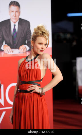 Kanadische Schauspielerin Rachel McAdams kommt für die Premiere des Films "Morning Glory" in Berlin, Deutschland, 9. Januar 2011. Foto: Jens Kalaene Stockfoto