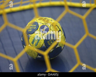 Offizieller Spielball der Handball-Weltmeisterschaft der World Men's in Kristianstadt Schweden, 14. Januar 2011. Handball-Weltmeisterschaft der Herren statt in Schweden vom 13. bis 30. Januar. Foto: Jens Wolf Stockfoto