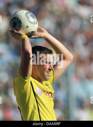 Dortmunds Kevin Grosskreutz in Aktion bei einem Testspiel zwischen FC Magdeburg und Borussia Dortmund in der MDCC Arena in Magdeburg, Deutschland, 8. Juli 2013. Dortmund gewann das Spiel 3: 0. Foto: Jens Wolf Stockfoto