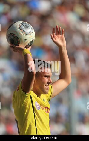 Dortmunds Kevin Grosskreutz in Aktion bei einem Testspiel zwischen FC Magdeburg und Borussia Dortmund in der MDCC Arena in Magdeburg, Deutschland, 8. Juli 2013. Dortmund gewann das Spiel 3: 0. Foto: Jens Wolf Stockfoto