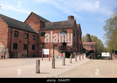 Coalport China Museum ist eines der Ironbridge Gorge Museen mit Vorführungen und Ausstellungen von Coalport China. Stockfoto