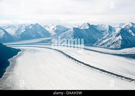 Eine Luftaufnahme des Kaskawulsh Gletscher in der St. Elias Mountains, Kluane National Park, Yukon Territorium, Kanada. Stockfoto