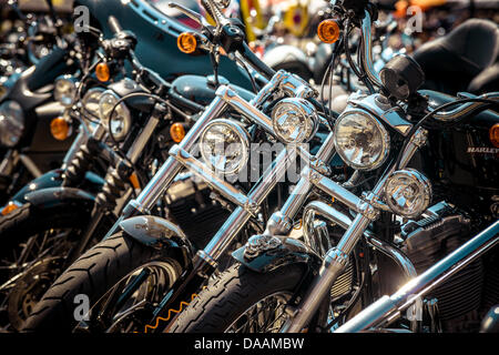 Barcelona, Spanien. 7. Juli 2013. Tausende von Harley Davidson sind bei den Barcelona Harley Tage Kredit geparkt: Matthias Oesterle/Alamy Live News Stockfoto