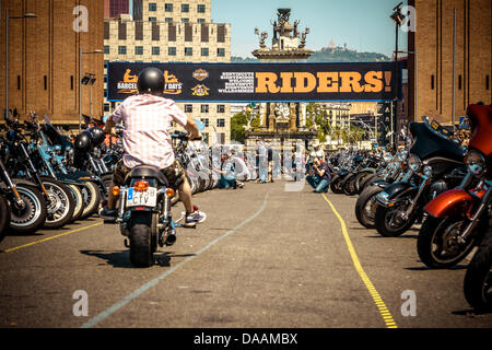 Barcelona, Spanien. 7. Juli 2013. Tausende von Harley Besitzer und Fans beteiligen sich drei Tage lang Barcelona Harley Tage Credit: Matthias Oesterle/Alamy Live News Stockfoto