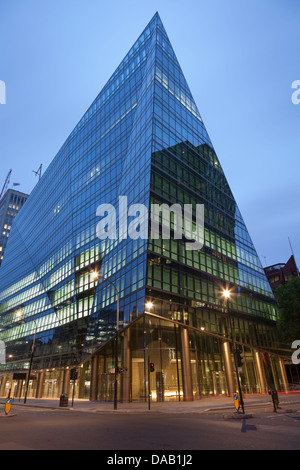 62 Buckingham Road, moderne Office-Entwicklung, Gestaltung von Pelli Clarke Pelli Architects auf der Ecke Victoria street Stockfoto