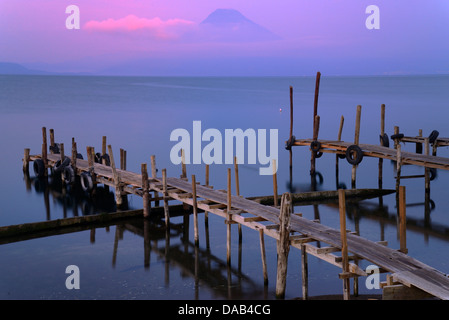 Mittelamerika, Guatemala, Lago de Atitlan See, Panajachel, Pier, Atitlan, Vulkan, Feuer, Landschaft, Pier, Solola, am Rand Stockfoto