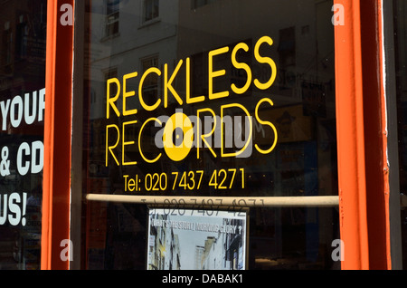 Reckless Records Shop in Berwick Street, Soho, London, Großbritannien. Stockfoto