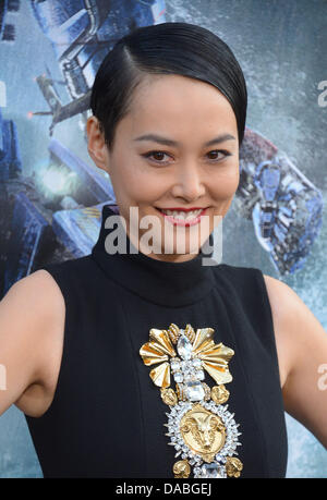 Hollywood, Kalifornien, USA. 9. Juli 2013. Rinko Kikuchi kommt bei der Los Angeles Film-Premiere für "Pacific Rim" im Dolby Theater, Hollywood, Kalifornien, USA. Bildnachweis: Sydney Alford/Alamy Live-Nachrichten Stockfoto