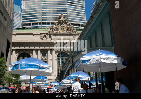 PERSHING SQUARE CAFÉS BAHNHOF GRAND CENTRAL STATION (© WARREN & WETMORE 1913) FORTY SECOND STREET MANHATTAN NEW YORK CITY USA Stockfoto