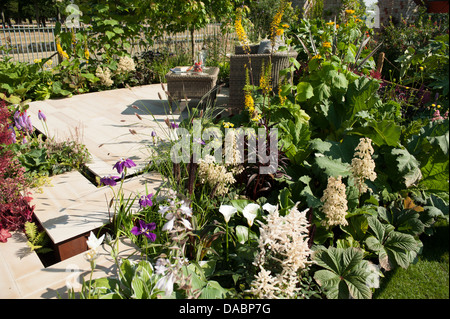 RHS Hampton Court Palace Flower Show 2013 Surrey England In tief Ende Low Cost High Auswirkungen Garten Stockfoto