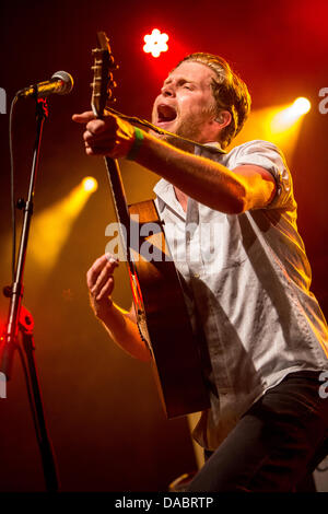 Segrate Mailand Italien. 9. Juli 2013. DIE LUMINEERS amerikanische Folk-Rock-Band im Circolo Magnolia während un Altro Festival 2013" Credit tritt: Rodolfo weitertransferiert/Alamy Live News Stockfoto