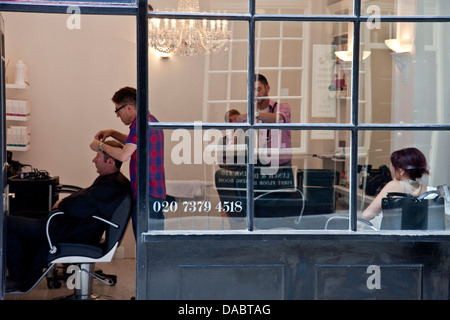 Friseur Shop, Covent Garden, London, England Stockfoto