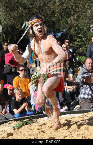 Aborigines traditionellen Tanz-Performance bei NAIDOC in der Stadt im Hyde Park. © Richard Milnes Kredit / Alamy Live News. Stockfoto