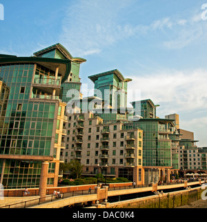 St George Wharf, eine am Flussufer Entwicklung am Südufer der Themse neben der Vauxhall Bridge, London Borough of Lambeth Stockfoto