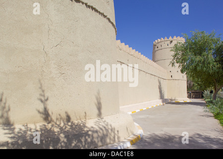 Sultan Bin Zayed Fort, jetzt der Al Ain Museum, Al Ain, Abu Dhabi, Vereinigte Arabische Emirate, Naher Osten Stockfoto