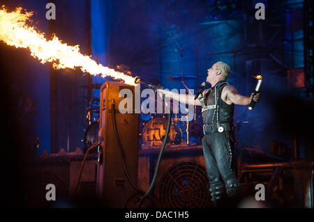 Rom, Italien. 9. Juli 2013.  Metal-Rock-Band Rammstein, Rom (Italien) Konzert 07.09.2013 Credit: Roberto Nistri/Alamy Live News Stockfoto