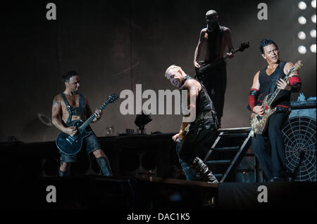 Rom, Italien. 9. Juli 2013.  Metal-Rock-Band Rammstein, Rom (Italien) Konzert 07.09.2013 Credit: Roberto Nistri/Alamy Live News Stockfoto