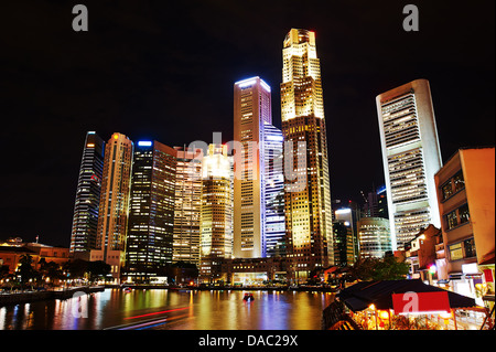 Singapur-Ufer am Abend Stockfoto