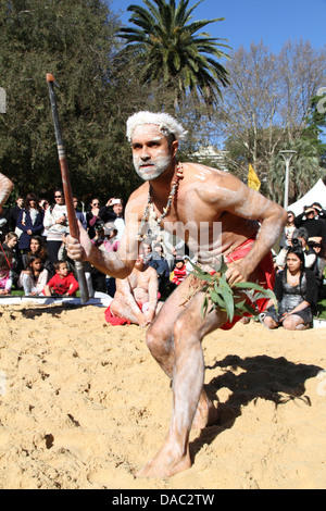 Aborigines traditionellen Tanz-Performance bei NAIDOC in der Stadt im Hyde Park. © Richard Milnes Kredit / Alamy Live News. Stockfoto