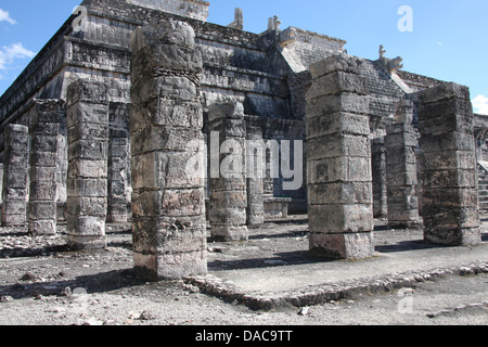 Spalten, Maya-Ruinen von Chichen Itza, Mexiko, Yucatan Halbinsel Stockfoto