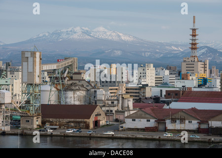 Aomori Skyline aus dem Industriehafen Bereich, Japan Stockfoto