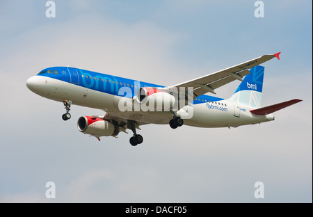 BMI Airbus A320 Landung Stockfoto