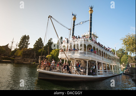 Mark Twain Riverboat Frontierland Disneyland, Anaheim, Kalifornien. Stockfoto