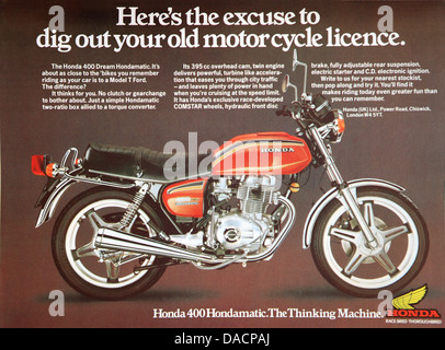 Honda 400 OHC-Motorrad-Anzeige aus den 1970er Jahren Stockfoto