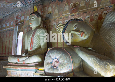 Asien, Sri Lanka, Central Province, Dambulla, goldenen Tempel von Dambulla, Höhle Nr. 2, die Höhle der großen Könige Stockfoto