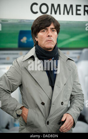 Deutschlands Bundestrainer Joachim Löw vor der Gruppe A EURO 2012-Qualifikationsspiel zwischen Deutschland und Belgien in der Esprit Arena in Düsseldorf, 11. Oktober 2011 zu sehen. Foto: Bernd Thissen Dpa/lnw Stockfoto