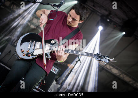 Segrate Mailand Italien. 9. Juli 2013. Die englischen Indie-folk-Band Tochter führt live im Circolo Magnolia während un Altro Festival 2013" Credit: Rodolfo weitertransferiert/Alamy Live News Stockfoto