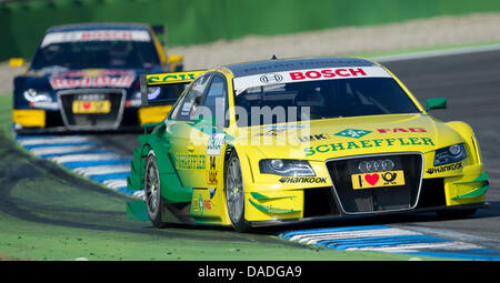 Der deutsche Rennfahrer Martin Tomczyk in Aktion während des Deutschen Tourenwagen Masters auf dem Hockenheimring in Hockenheim, Deutschland, 23. Oktober 2011. Foto: Uwe Anspach Stockfoto