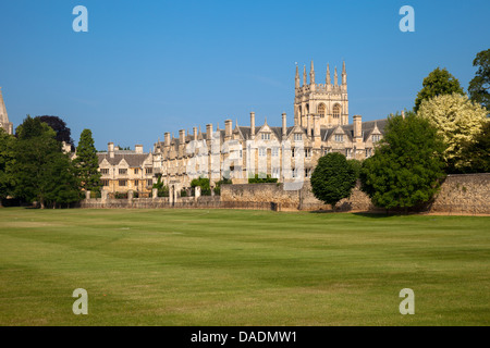 Merton College in Oxford von Merton Feld betrachtet Stockfoto