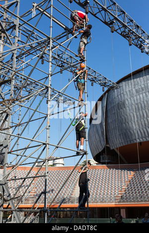 Arbeiter auf Gerüsten, Parco della Musica, Rom Italien Stockfoto