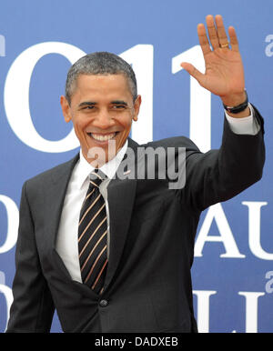 US-Präsident Barack Obama kommt auf dem G20-Gipfel in Cannes, Frankreich, 4. November 2011. Am 03 und 4. November 2011 treffen sich die Staatschefs von den führenden Volkswirtschaften der Welt (G20) zum diesjährigen Gipfel. Foto: PEER GRIMM Stockfoto