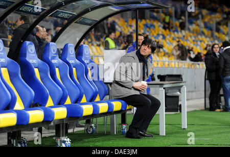 Deutschlands Trainer Joachim Löw während der freundliche Fußball match Ukraine Vs Deutschland im Olimpijskij-Stadion in Kiew, Ukraine, 11. November 2011. Foto: Thomas Eisenhuth dpa Stockfoto