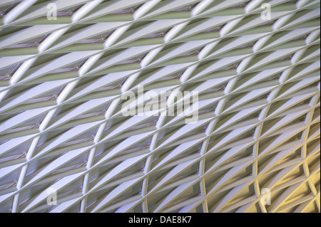 Schließen Sie Details der Dachhimmel im Bereich westlichen Bahnhofshalle des Kings Cross Railway Station, London, England. Stockfoto