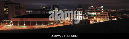 Nacht Panorama der Innenstadt von Halifax, Nova Scotia vom Zitadellenhügel. Stockfoto