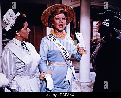 Glynis Johns (mit Flügel), der Film, 'Mary Poppins', Walt Disney Productions, Buena Vista Distribution, 1964 Stockfoto