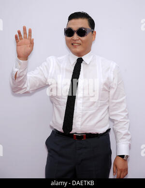 Westwood, Kalifornien, USA. 11. Juli 2013. Psy kommt für die Premiere des Films "Rot 2" im Dorf Theater. Bildnachweis: Lisa O'Connor/ZUMAPRESS.com/Alamy Live-Nachrichten Stockfoto