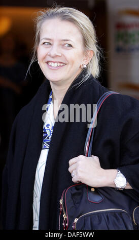 Niederländische Prinzessin Mabel besucht die gute Geld-Gala der die Nationale Postleitzahl Loterij beim Museum Singer in Laren, Niederlande, 9. Februar 2011. Wohltätigkeitsorganisationen erhalten Geld von der Postleitzahl Loterij während das gute Geld-Gala-75. Foto: Hendrik Jan van Beek / Pool Stockfoto