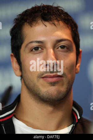 Deutsch-türkischer Schauspieler Fahri Yardim besucht die Pressekonferenz für den Film "Almanya" ("Almanya - Willkommen in Deutschland") während der 61. Internationalen Filmfestspiele Berlin in Berlin, Deutschland, 12. Februar 2011. Der Film läuft in der Sektion Wettbewerb außer Konkurrenz des International Film Festival. Die 61. Berlinale findet vom 10. bis 20. Februar 2011. Foto: Stockfoto